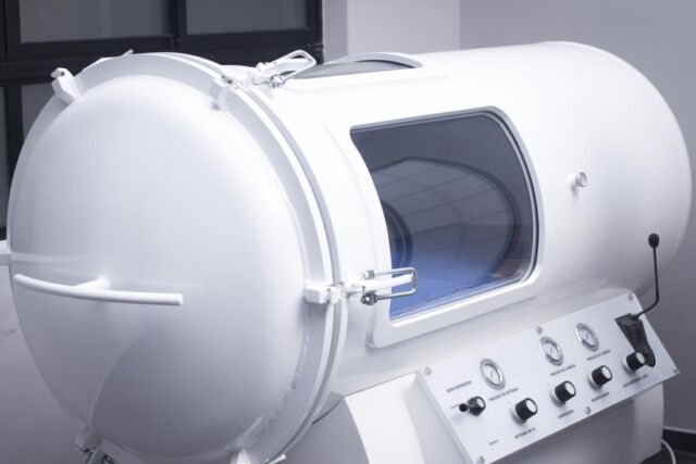 Hyperbaric oxygen therapy: A new look on treating stroke and traumatic brain injury